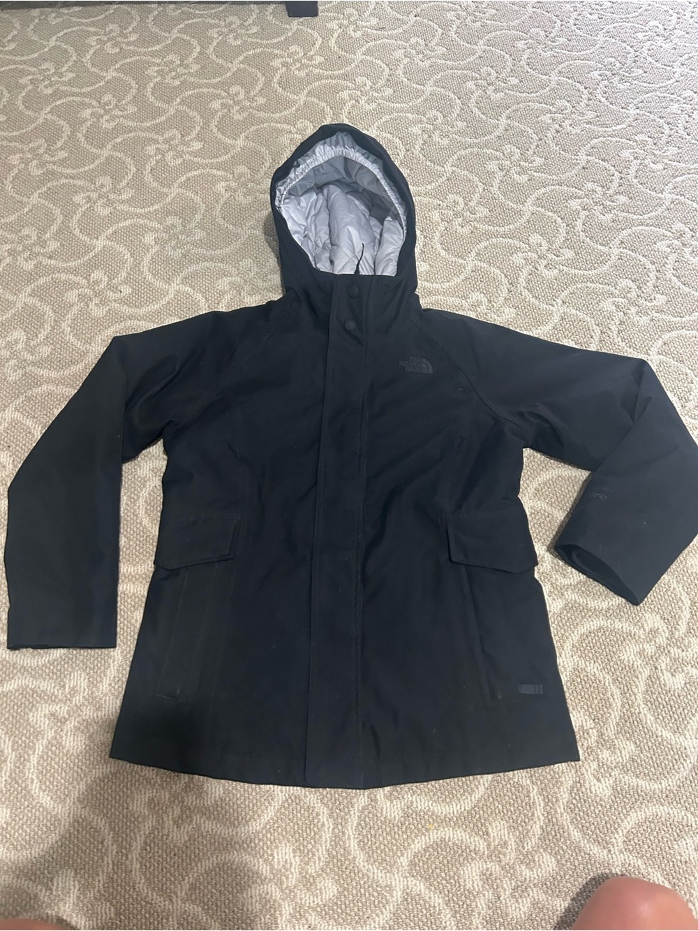 The North Face girls Black Hooded Quilted down 550 dry vent Jacket 14/16 - Picture 10 of 15